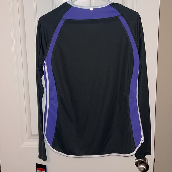 Nike. Large. NWT. - Picture 2 of 2